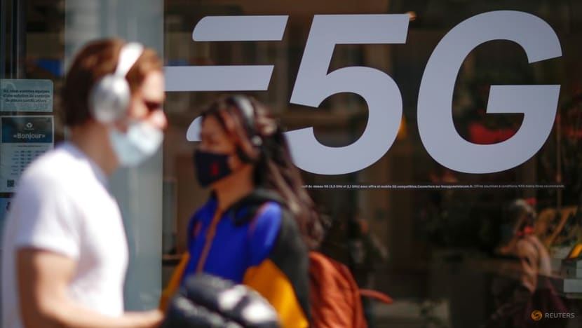 EU wants to cut red tape, costs to spur rollout of 5G - document EU wants to cut red tape, costs to spur rollout of 5G - document