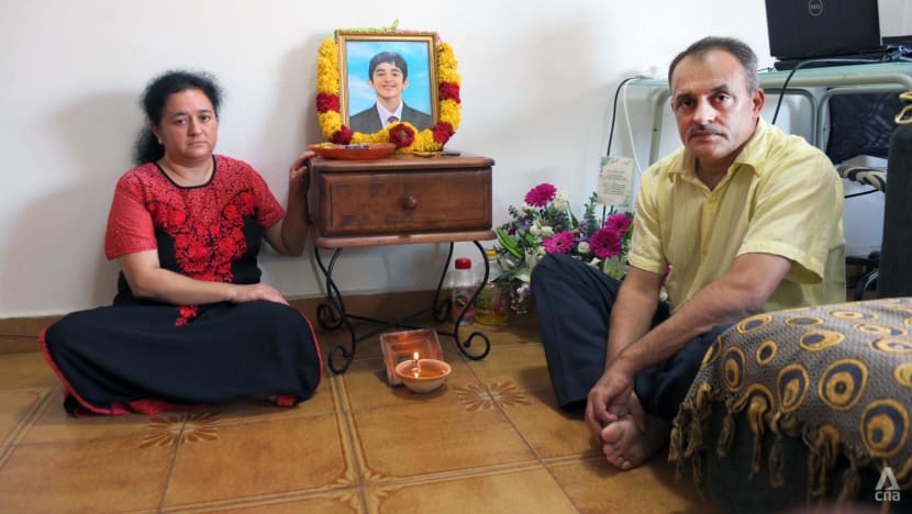 Pranav%20Madhaik%20parents
