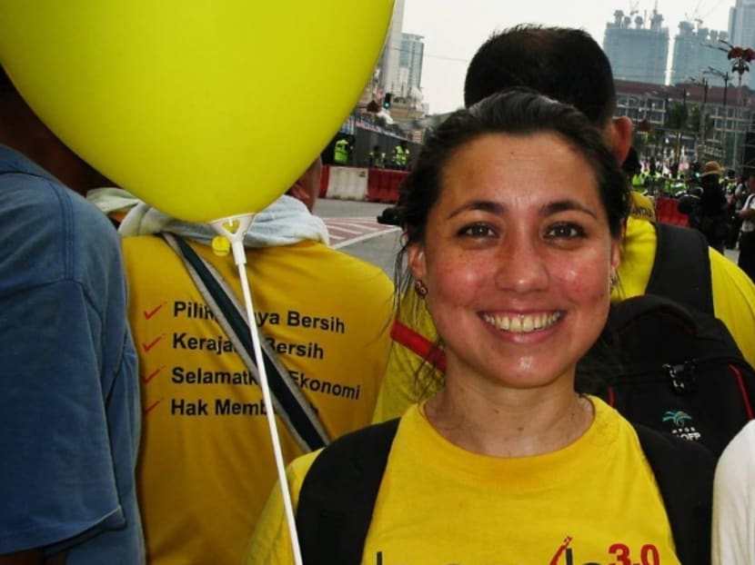 Police have charged Bilqis Hijjas who was detained earlier on Aug 31, 2015 for distributing Bersih 4 balloons at an upscale shopping mall in Kuala Lumpur. Photo: Bilqis Hijjas’ Facebook page