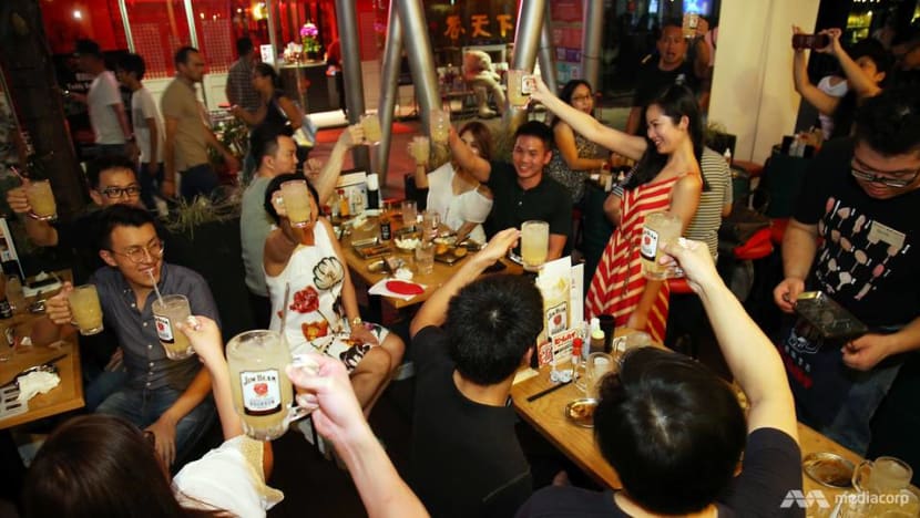 CNA Lifestyle Experiences: Transported to an Osaka izakaya with highballs and street snacks CNA Lifestyle Experiences: Transported to an Osaka izakaya with highballs and street snacks