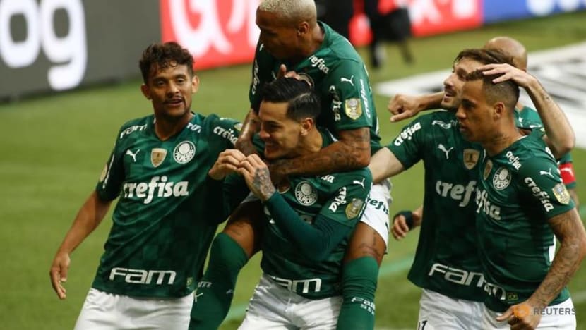 Soccer-Palmeiras go top in Brazil with 3-2 win over Santos Soccer-Palmeiras go top in Brazil with 3-2 win over Santos