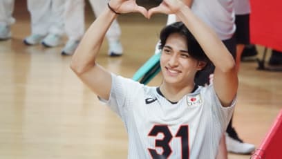 19-Year-Old Japanese Volleyball Player Serves Up Good Looks And Wins Fans At The Asian Games