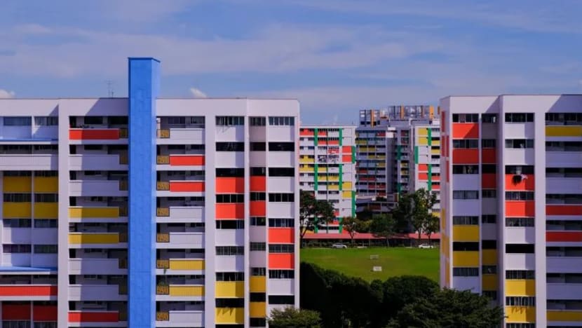 Bank di SG akan cuba bantu penduduk tangani 'tekanan gadai janji' di tengah peningkatan kadar faedah Bank di SG akan cuba bantu penduduk tangani 'tekanan gadai janji' di tengah peningkatan kadar faedah