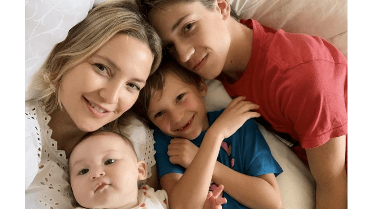 Kate Hudson celebrates 40th birthday with first snap of her brood
