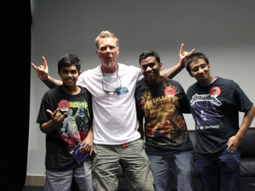 Sudhaker and his friends meeting James Hetfield of Metallica