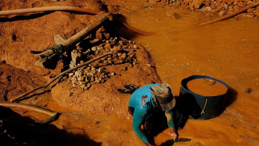 Illegal Brazil gold tied to Italian refiner and Big Tech customers -documents Illegal Brazil gold tied to Italian refiner and Big Tech customers -documents
