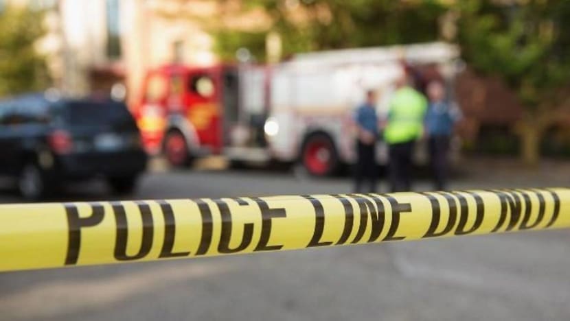 US shooting spree leaves 1 officer dead, 6 wounded US shooting spree leaves 1 officer dead, 6 wounded
