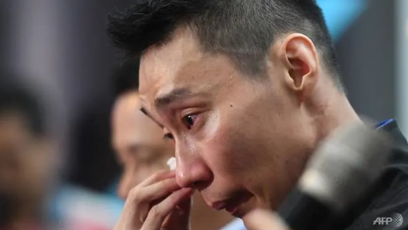 Air mata iringi keputusan legenda badminton Lee Chong Wei 'gantung raket'
