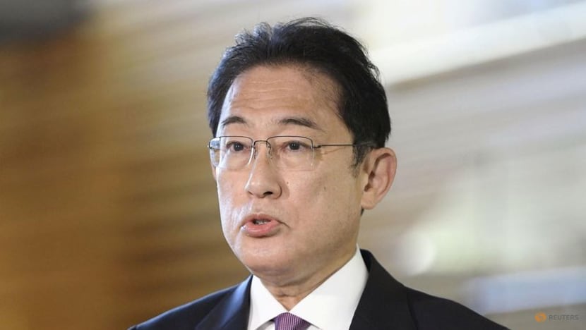 Japan govt to unveil extra budget with US$312 billion spending to tackle COVID-19 - draft Japan govt to unveil extra budget with US$312 billion spending to tackle COVID-19 - draft