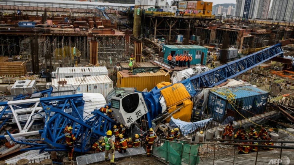 3-dead-6-injured-in-hong-kong-crane-collapse