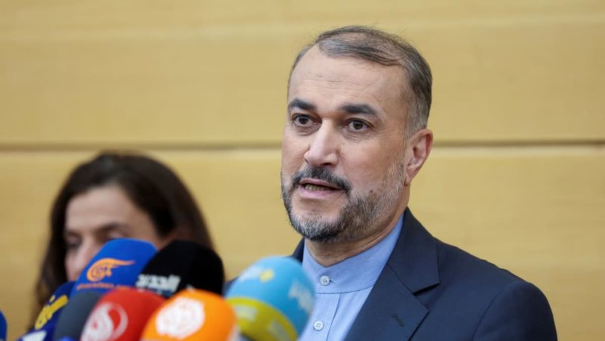 Iran foreign minister says Iran, US have exchanged messages in recent