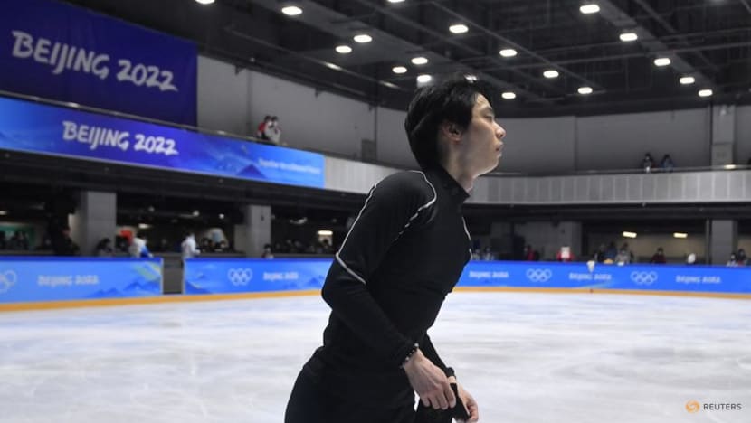 Figure skating: 'Prince' Hanyu's practice session overshadows Russians' gold medal Figure skating: 'Prince' Hanyu's practice session overshadows Russians' gold medal