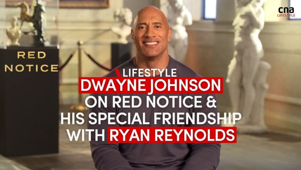 how-ryan-reynolds-comforted-dwayne-johnson-when-his-father-suddenly-died-or-cna-lifestyle