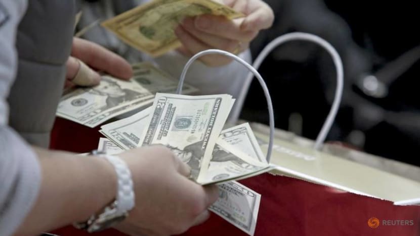 US consumer spending decreases further; inflation creeping up US consumer spending decreases further; inflation creeping up