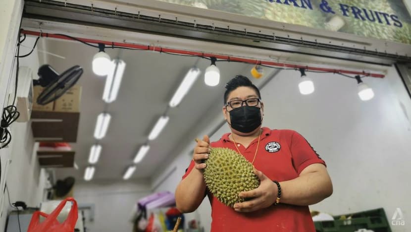 'I hope it makes them a little happier': Durian seller offers free meals to Malaysians, taxi drivers in Singapore 'I hope it makes them a little happier': Durian seller offers free meals to Malaysians, taxi drivers in Singapore
