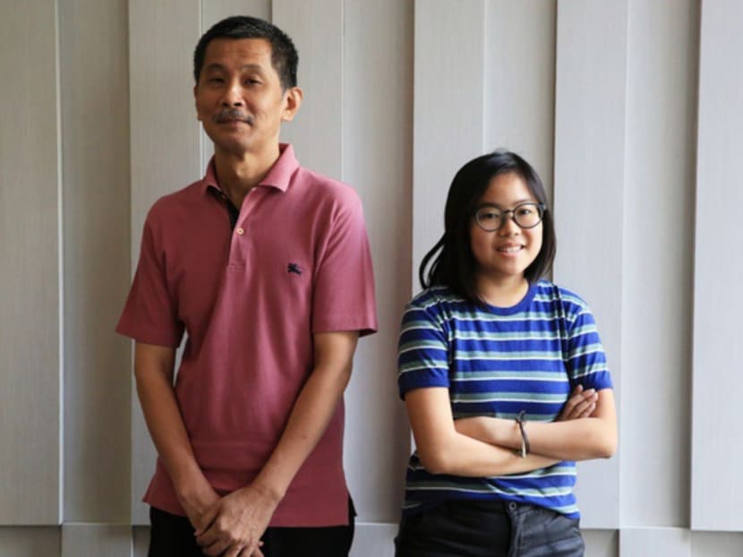 Mr Lim Kok Seng (left) is the first person in Singapore to donate part of his liver to a complete stranger — 16-year-old Lim Si Jia. Photo: Koh Mui Fong/TODAY