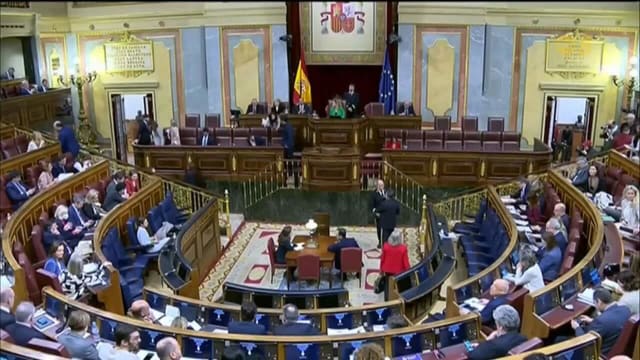 西班牙通过跨性别法案和月经假法案