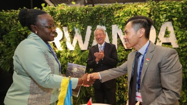 我国和卢旺达签署新协定 深化在碳市场合作