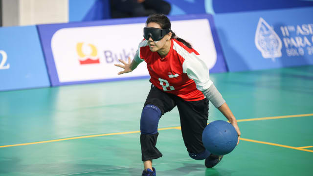 第11届亚细安残疾人运动会：我国女子团体盲人门球选手摘下银牌