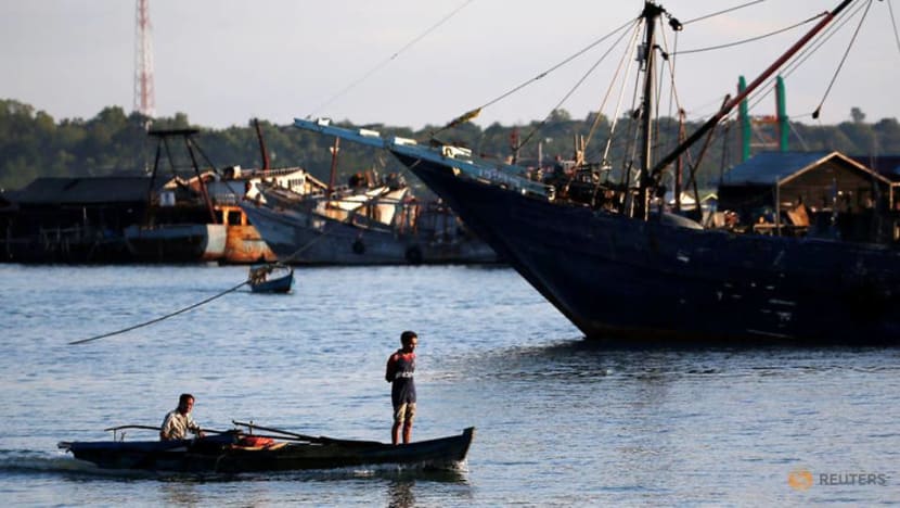 Ten missing after migrant boat capsizes off Indonesia Ten missing after migrant boat capsizes off Indonesia