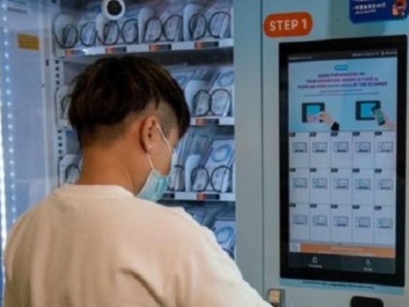 Since Nov 30, Singapore residents have been able to collect a free pair of face masks at vending machines located at community clubs and residents’ committees islandwide. Since Nov 30, Singapore residents have been able to collect a free pair of face masks at vending machines located at community clubs and residents’ committees islandwide.