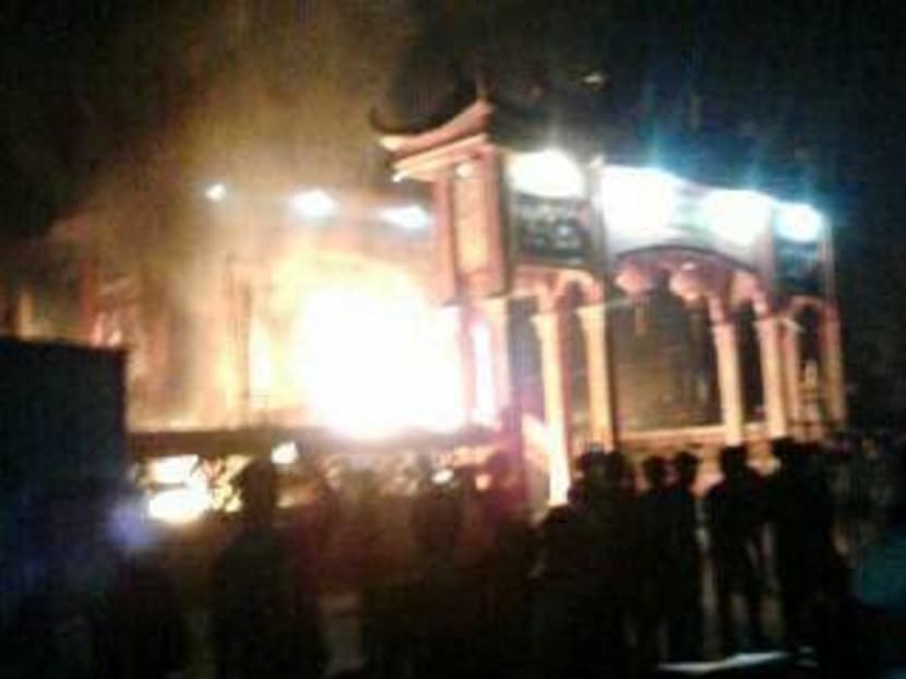 Buddhist temple Kelenteng Dewi Samudera was seen ablaze. Photo: Facebook/GM Alam Zhu