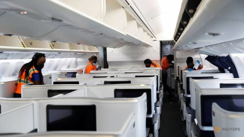 US airlines see 'glimmers of hope' as bookings improve US airlines see 'glimmers of hope' as bookings improve