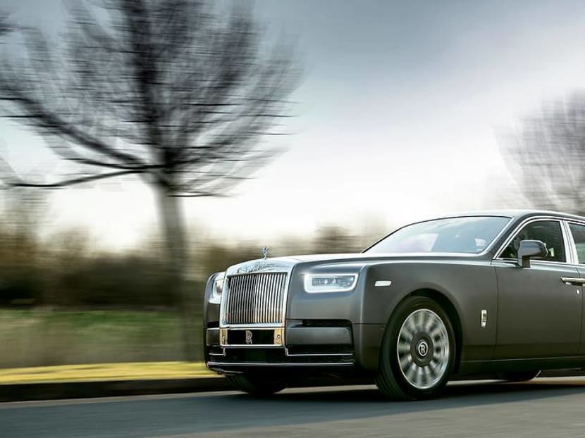 Rolls-Royce introduces hipper, edgier $382,000 SUV for uber-rich young  buyers - ABC News