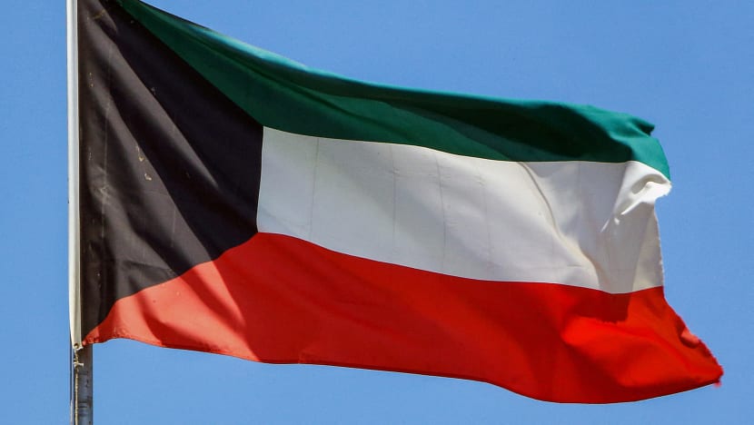 Kerajaan Kuwait serah surat letak jawatan