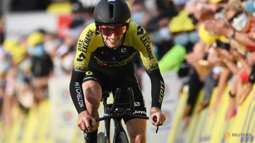 Yates leads Ineos-Grenadiers podium sweep in Catalunya Yates leads Ineos-Grenadiers podium sweep in Catalunya