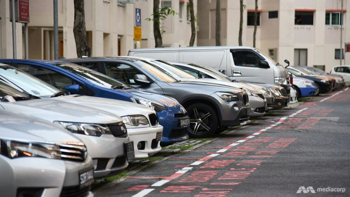 Perpanjangan masa tenggang untuk parkir jangka pendek di HDB, parkir mobil URA dikurangi menjadi 15 menit mulai 1 Sep