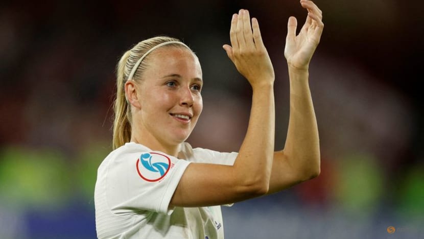 Putellas up for UEFA Player of the Year award along with Mead and Oberdorf Putellas up for UEFA Player of the Year award along with Mead and Oberdorf