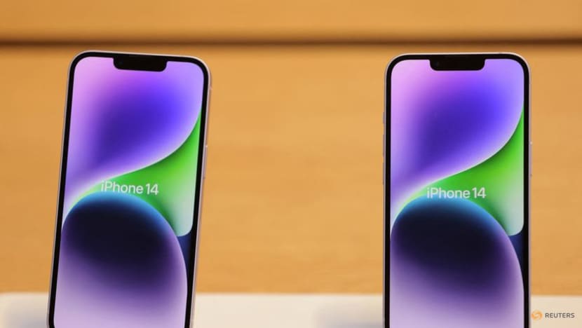 Apple iPhone exports from India top $1 billion in 5 months - Bloomberg News Apple iPhone exports from India top $1 billion in 5 months - Bloomberg News