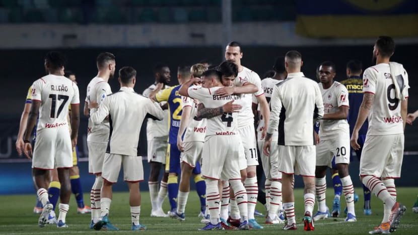 Milan clubs primed for dramatic finale to Serie A title race Milan clubs primed for dramatic finale to Serie A title race