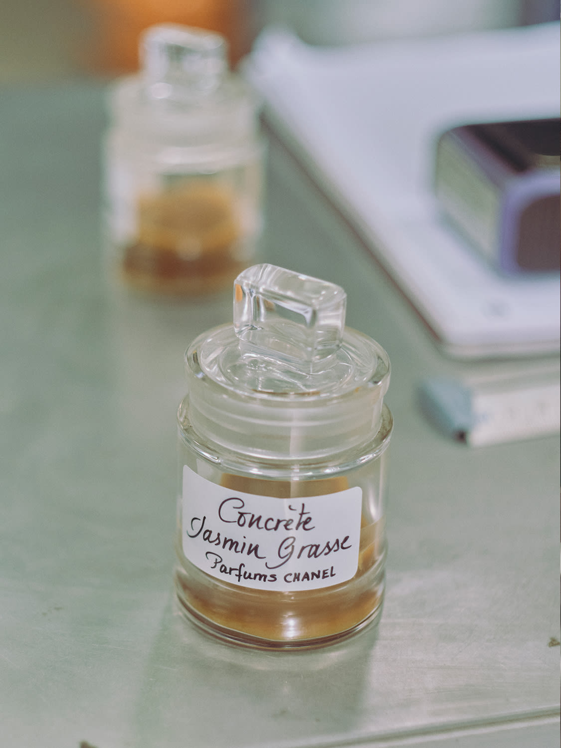 What's Chanel N5 perfume's secret ingredient? Lots of jasmine