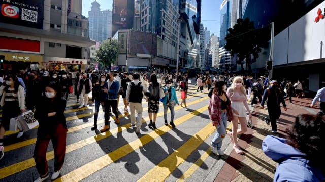 疫情反弹为由 美国劝公民避免到香港旅游
