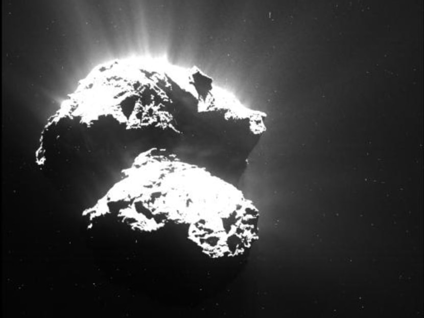 Gallery: Comet contains glycine, key part of recipe for life