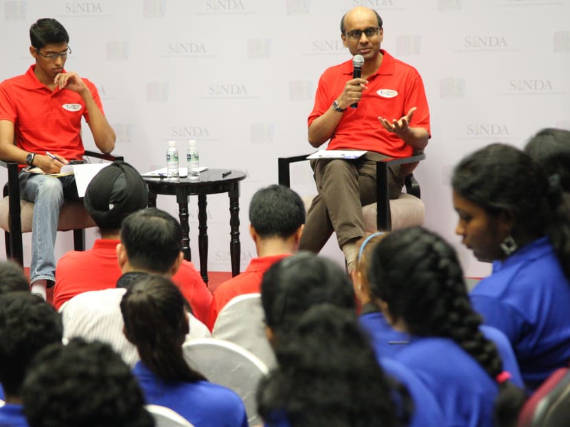 Deputy Prime Minister Tharman Shanmugaratnam at a dialogue with Indian youths on Sunday, organised by the Singapore Indian Development Association (SINDA). Photo: Don Wong