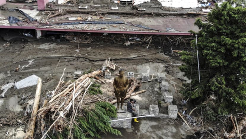 At least 44 killed in Turkey flood as search for missing continues At least 44 killed in Turkey flood as search for missing continues