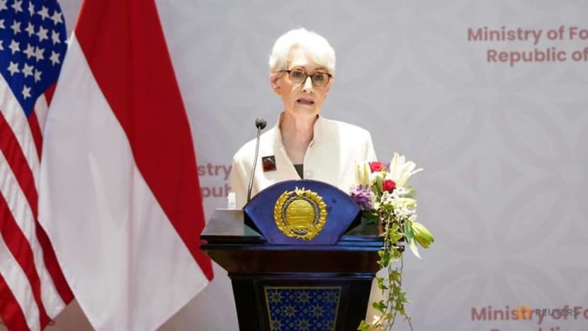 US concerned at Chinese military presence in Cambodia, urges 'balanced' foreign policy US concerned at Chinese military presence in Cambodia, urges 'balanced' foreign policy