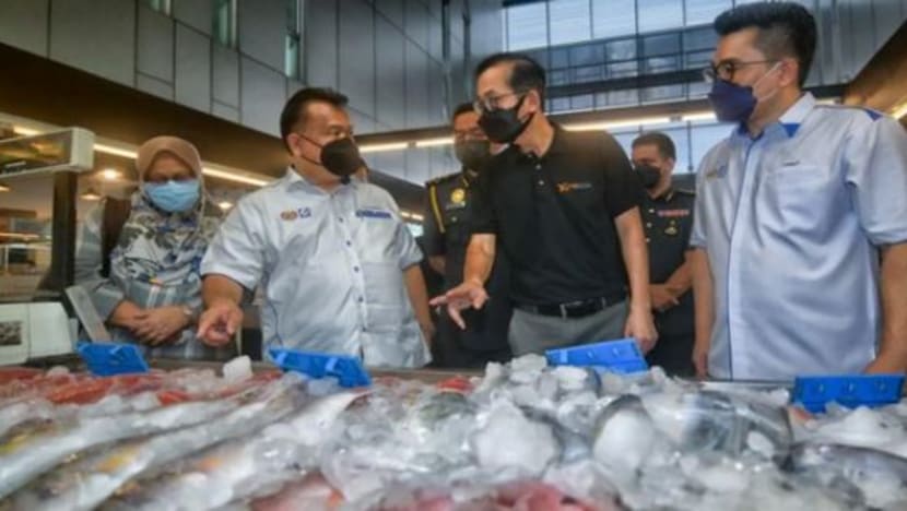 Peniaga M'sia dinasihat jangan ambil kesempatan naikkan harga barangan dek pembukaan sempadan Peniaga M'sia dinasihat jangan ambil kesempatan naikkan harga barangan dek pembukaan sempadan