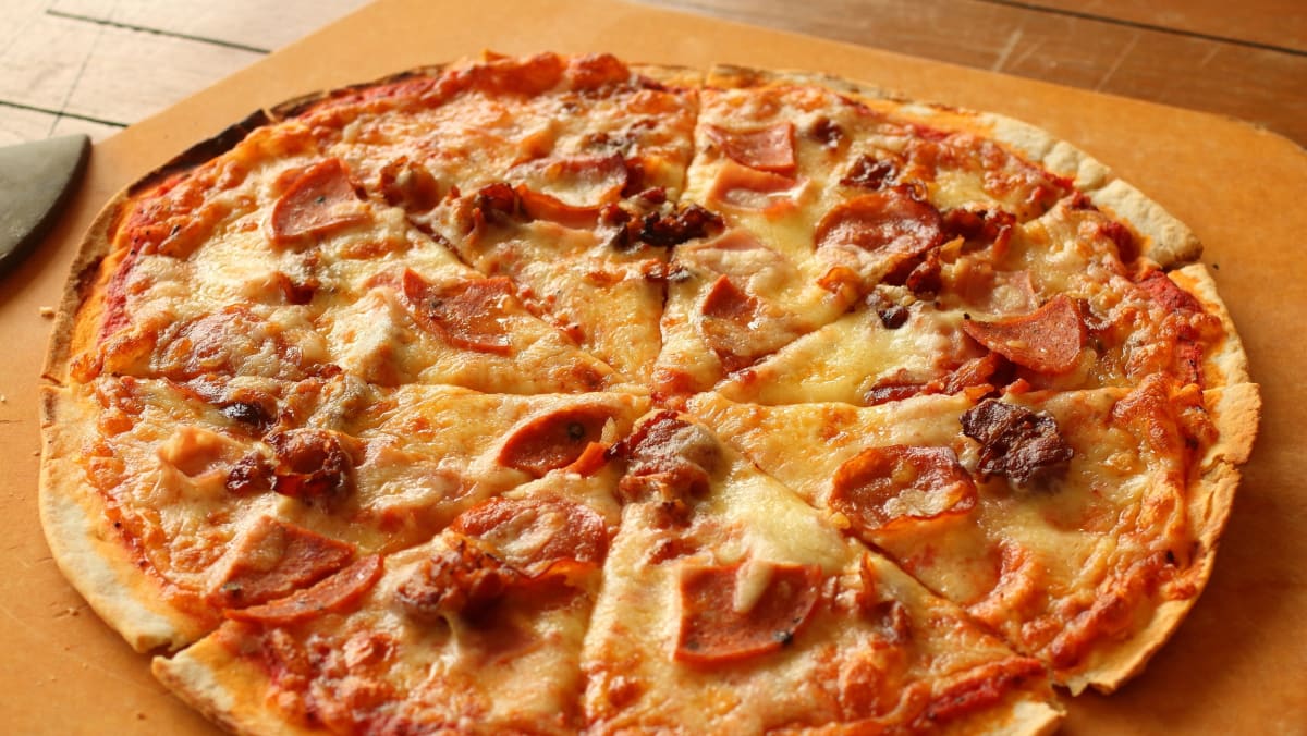 Roundhouse Pizza Bar & Grill 3/5 TODAY