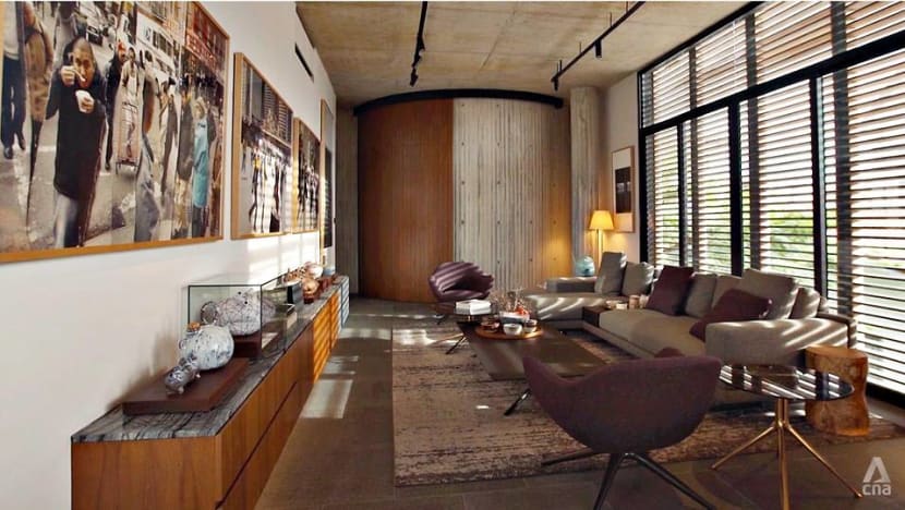 This Singapore couple built a home on ‘stilts’ to recreate a kampung feel This Singapore couple built a home on ‘stilts’ to recreate a kampung feel