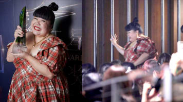 'Don’t Fall, Very Far, Very Tired': Most Popular Female Artiste Xixi Lim Had To Run Onstage For Trophy