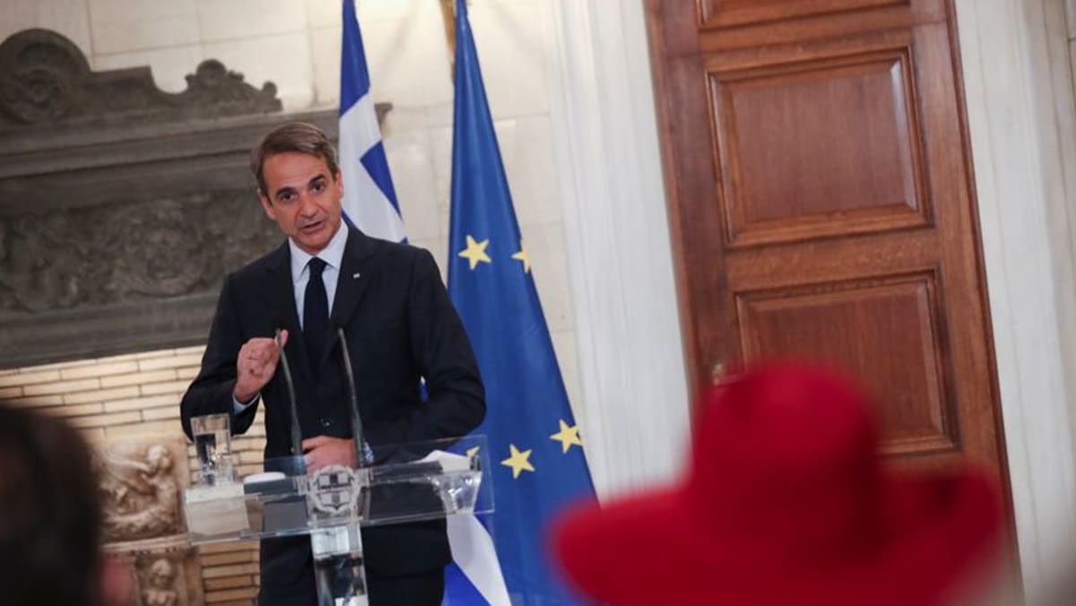PM Yunani membela kebijakan migrasi dalam pertukaran panas dengan jurnalis