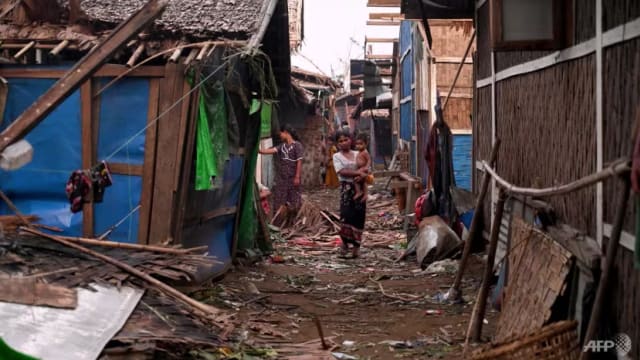 缅甸克钦邦难民营遭炮击 导致至少29人死亡