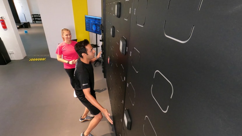 brain health trainer anna milani tests host shrey bhargavas leveel of mental ability.