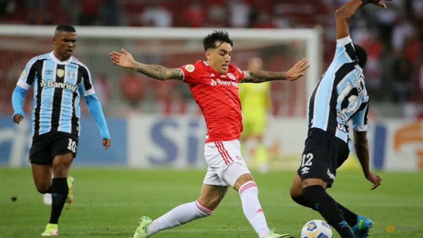 Internacional beats Gremio, whose relegation fears deepen Internacional beats Gremio, whose relegation fears deepen