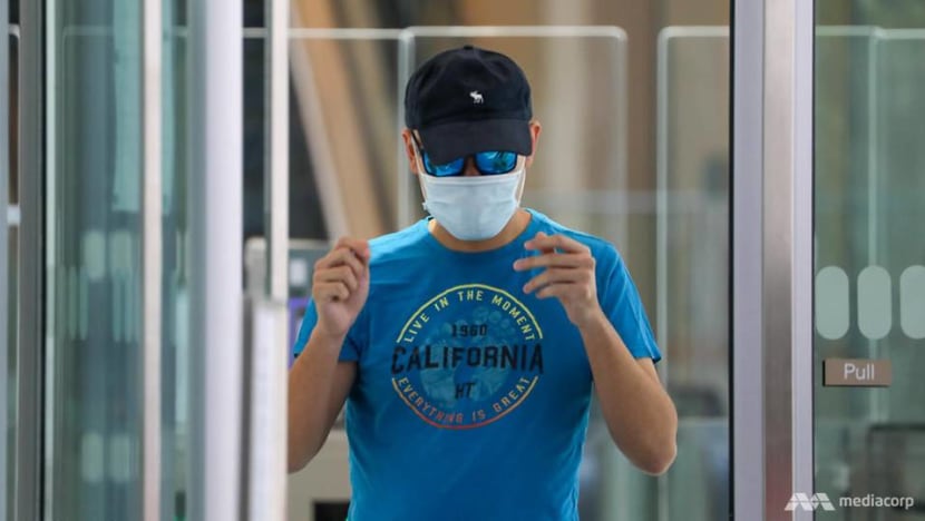 Man gets jail for cheating parents and sister of S$150,000 to give to his married lover Man gets jail for cheating parents and sister of S$150,000 to give to his married lover