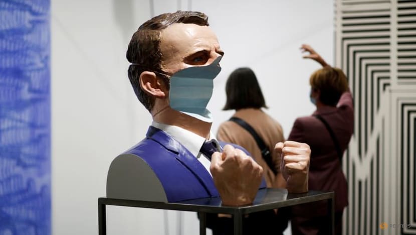 Paris art fair gets back to business after COVID pause Paris art fair gets back to business after COVID pause